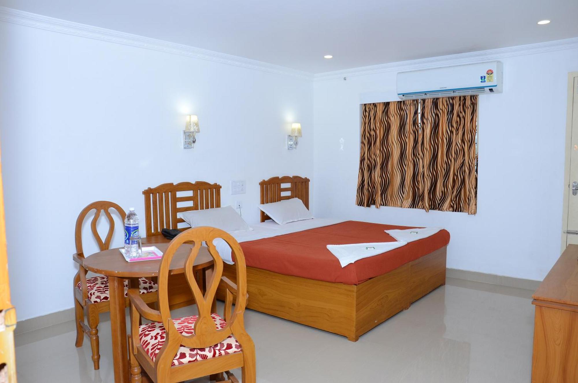 Princess Residency Ξενοδοχείο Nedumbassery Δωμάτιο φωτογραφία